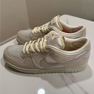 Nike Dunks Low (Men’s)